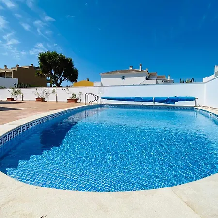 Porto De Abrigo * Burgau