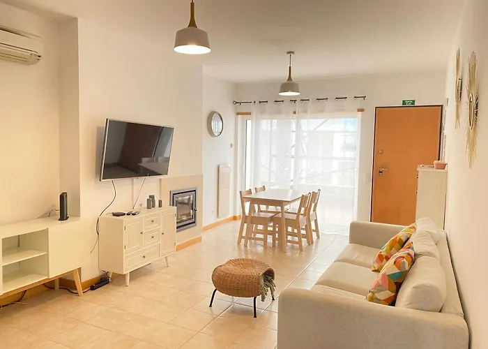 Porto De Abrigo 아파트 부르가우